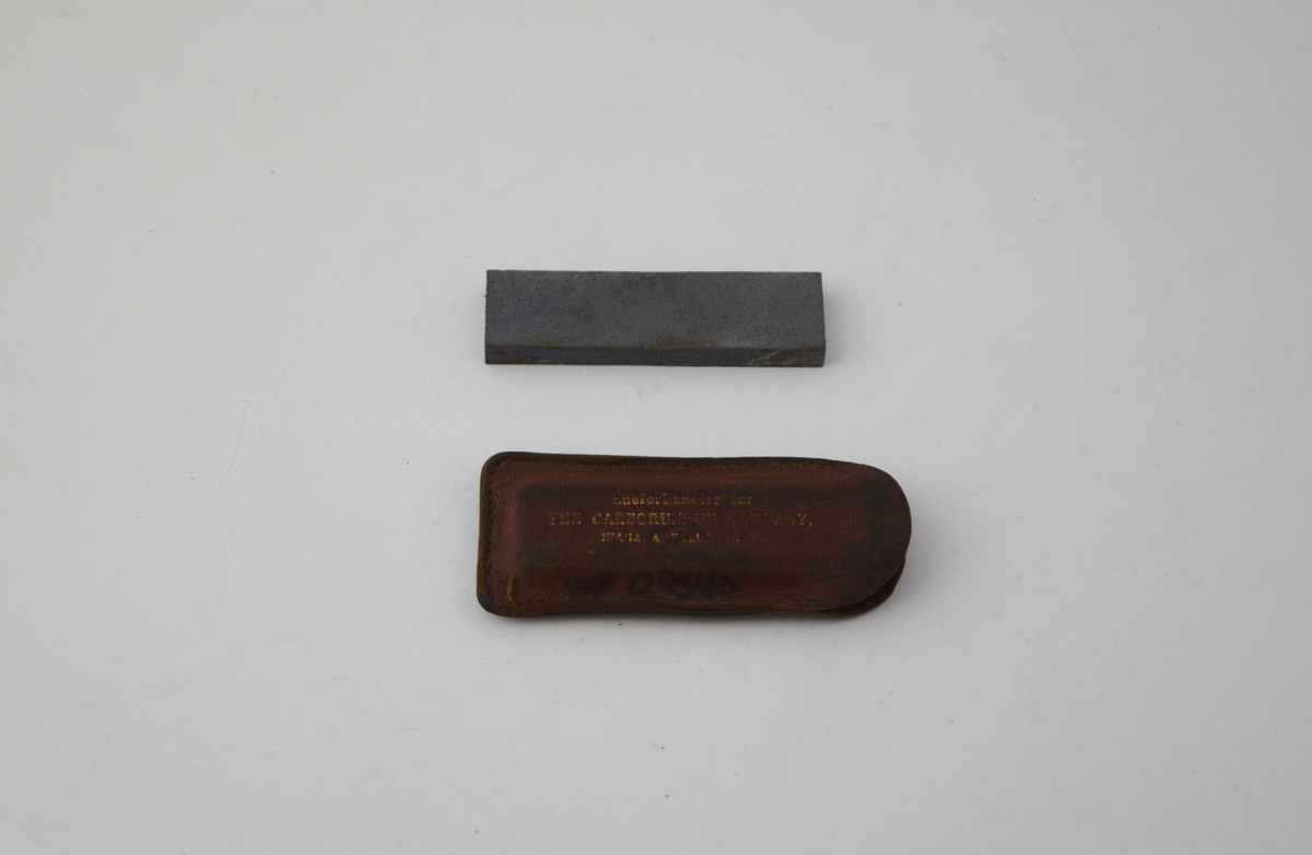 3 stk. rektangulære slipesteiner i etui/eske, brukt til sliping av barberkniver.