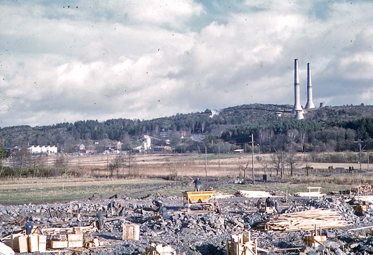 Nov. 1961. Markarbeten, (Vattenfalls skorstenar).