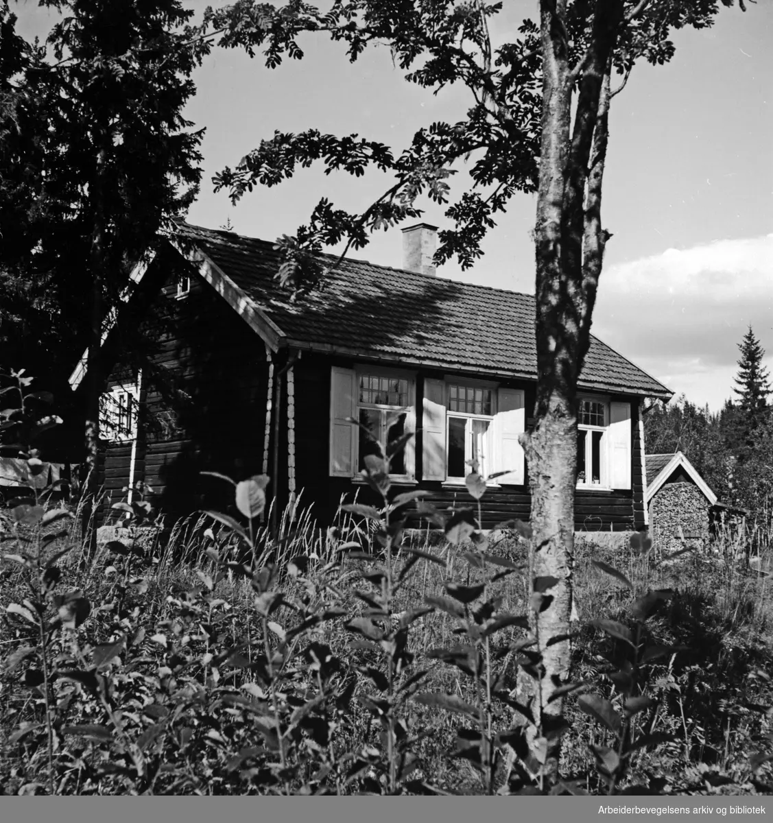 Nordmarka: Hakloa skole. September 1948