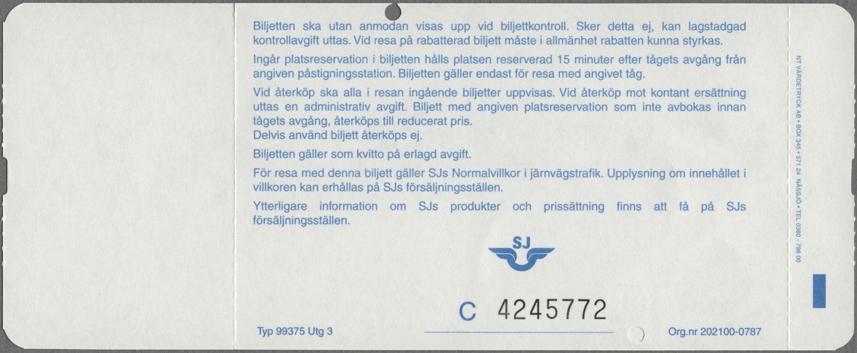 Ljusblå, mönstrad biljett med tryckt text i svart:
"SJ PERSONTRAFIK BILJETT
2 kl 1 vuxen
STOCKHOLM C - GÄVLE C
onsdag 19 mar 1997 tåg 904 avg 18.00 ank 20.07 vagn 72 platsnummer 94 GÅNG
RÖKFRITT 2 kl PLATS MED BORD
TJÄNSTE pris 120,00 kr GÄVLE".
Biljetten har mönster av Statens Järnvägar, SJ's logga, vingarna med initialerna ovanför, vilken också finns i svart i det övre vänstra hörnet. Det finns en perforering på höger sida. En biljettång har gjort ett hål i biljetten. Baksidan har regler/bestämmelser för biljetten.