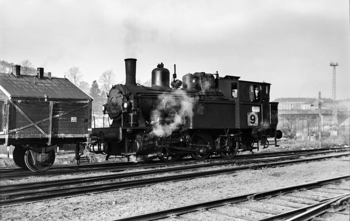 Damplokomotiv type 23b nr. 458 i skiftetjeneste i Lodalen i Oslo.