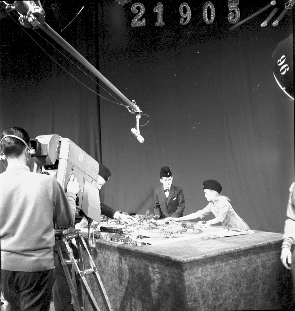 Inspelning av TV-programmet "Titta får ni se", 1958.