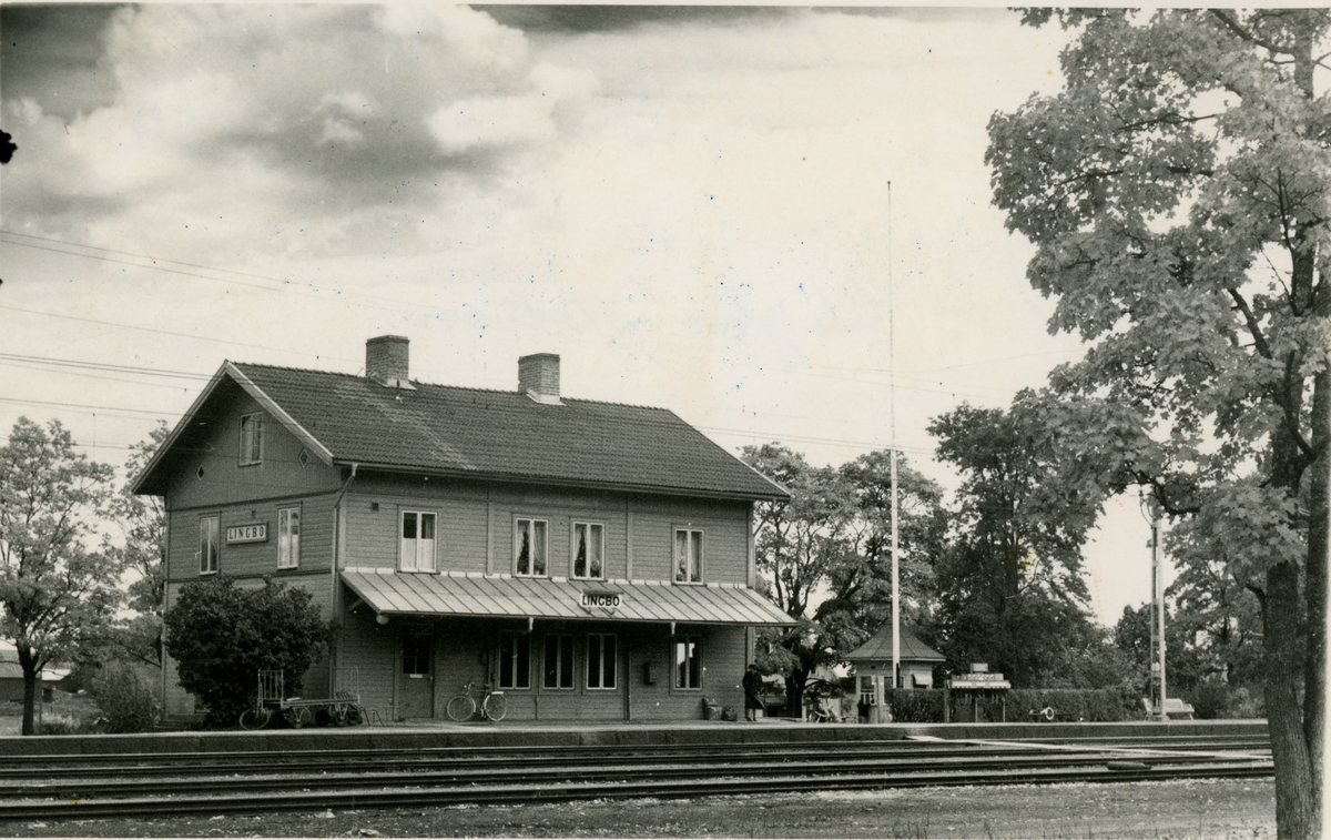 Lingbo järnvägsstation. - Järnvägsmuseet / DigitaltMuseum