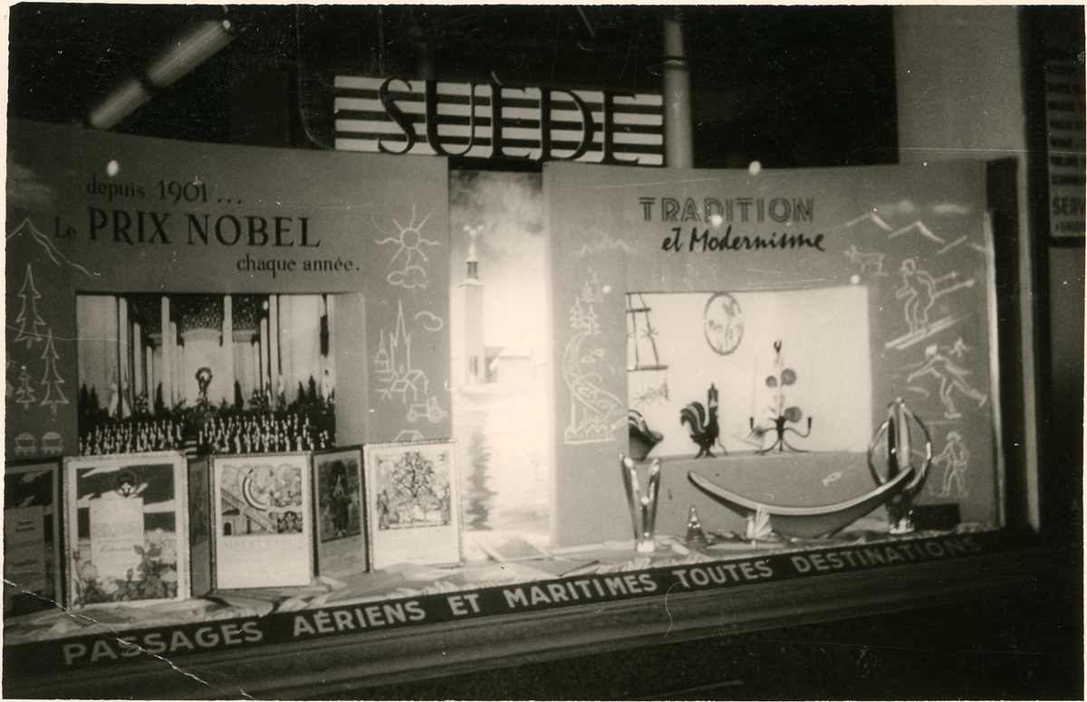 Skyltfönster i Paris visande utställning om Nobelpriset i litteratur. 1957 erhöll Albert Camus detta pris.