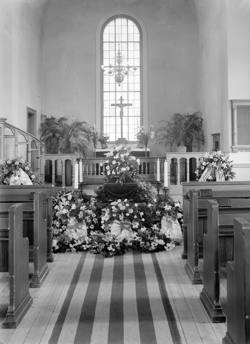 Nordmark i kyrkan sista april 1939.