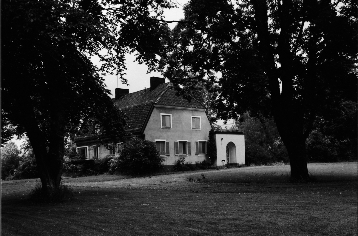 Bostadshus, gruvområdet, Dannemora Gruvor AB, Dannemora, Uppland augusti 1991
