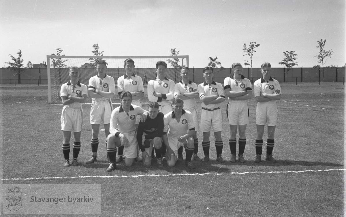 Fotballkamp SIF-Jarl og Stål-Stav august 1939 .Fotball.