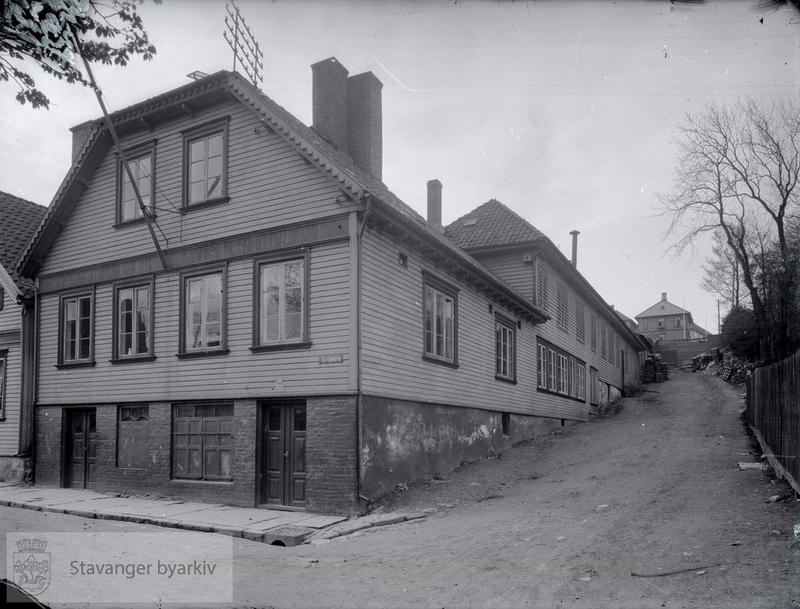 Stavangers først hermetikkfabrikk i Øvre Strandgate 38