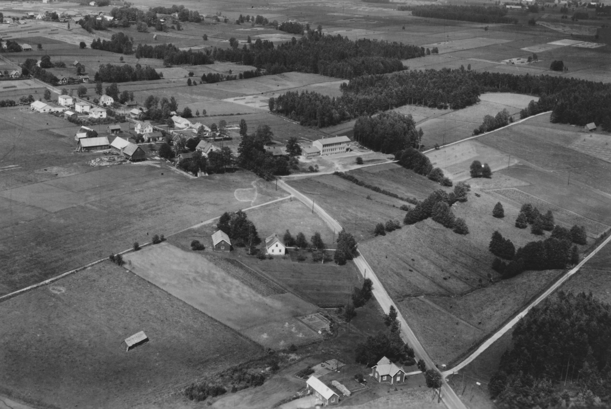 Flygfoto över Ås i Gislaveds kommun, Jönköpings län. Nr 223/1956