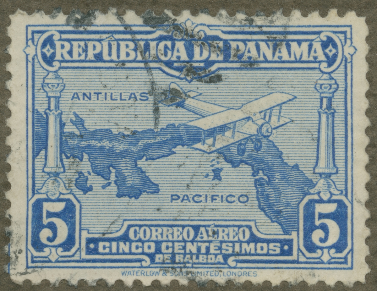 Frimärke ur Gösta Bodmans filatelistiska motivsamling, påbörjad 1950.
Frimärke från Panama, 1930. Motiv av flygplan, tvådäcksjagare, över Panamas karta.