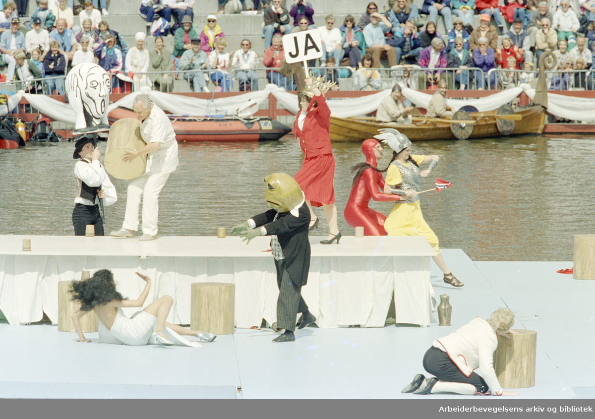 Oslo: Holmenkollen. Sommerkollen. Ballett av koreograf Wayne McKnight og Igor Stravinkij. 11. juni 1995