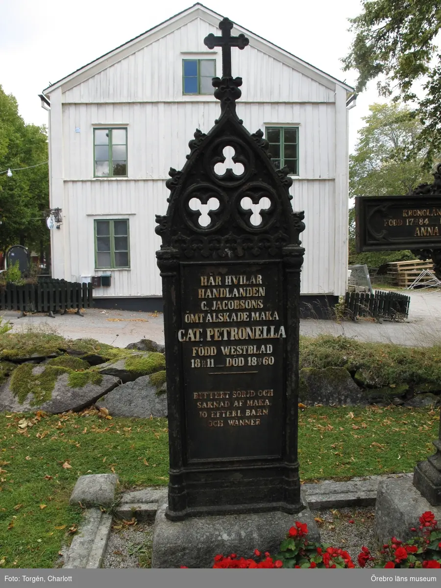 Gravvårdar av gjutjärn, Inventering av kulturhistoriskt värdefulla gravvårdar 2015-2016, Grytthyttan kyrkogård.