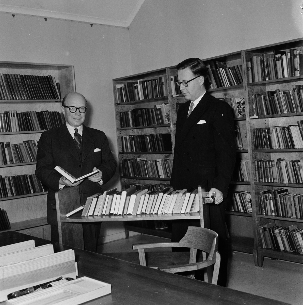 UNT-reportage, bibliotek, Tierp januari 1959