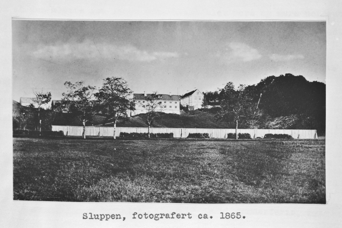 Gamle Sluppen gård ca. 1865 (kopi)