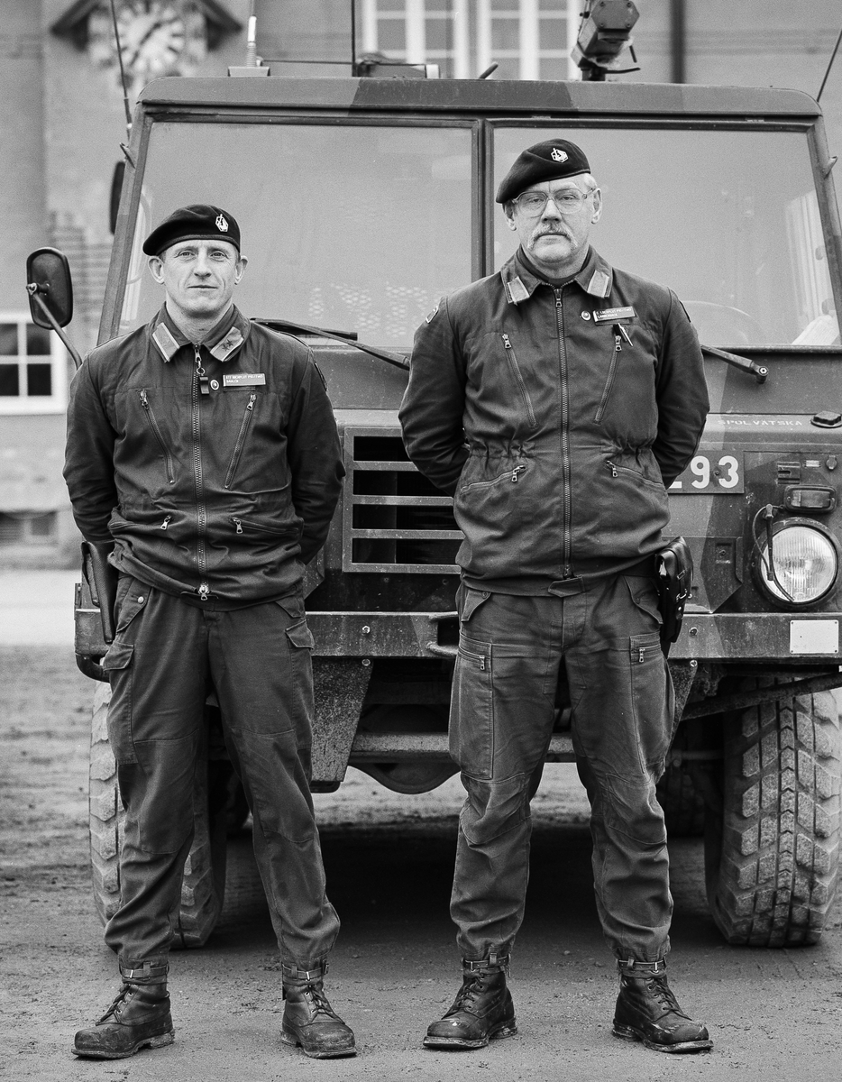 7. kompaniet 1984

1. beredskapsplutonens chefer

Plutonchefen kapten Lennart Lannerbäck t h
stf löjtnant Esbjörn Sahlén t v

OBS! två bilder.