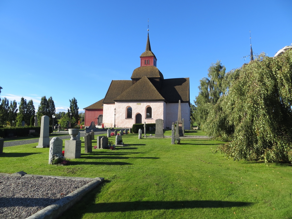 Exteriör, Hakarps kyrka och kyrkogård, Hakarps socken i Jönköpings kommun.