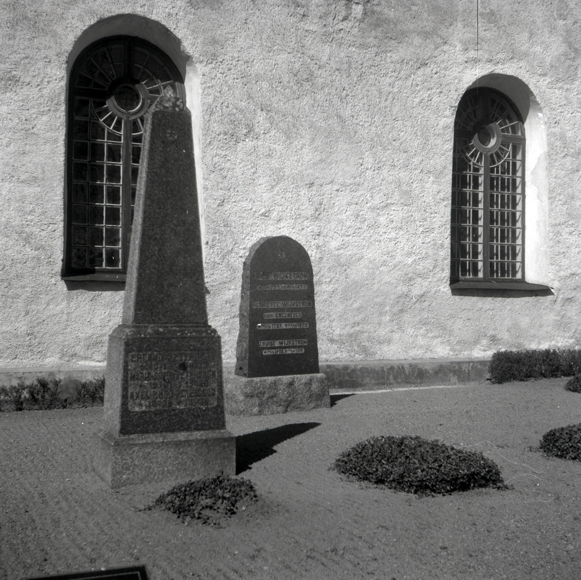 Döderhults kyrka, Wirjkströmska graven.
