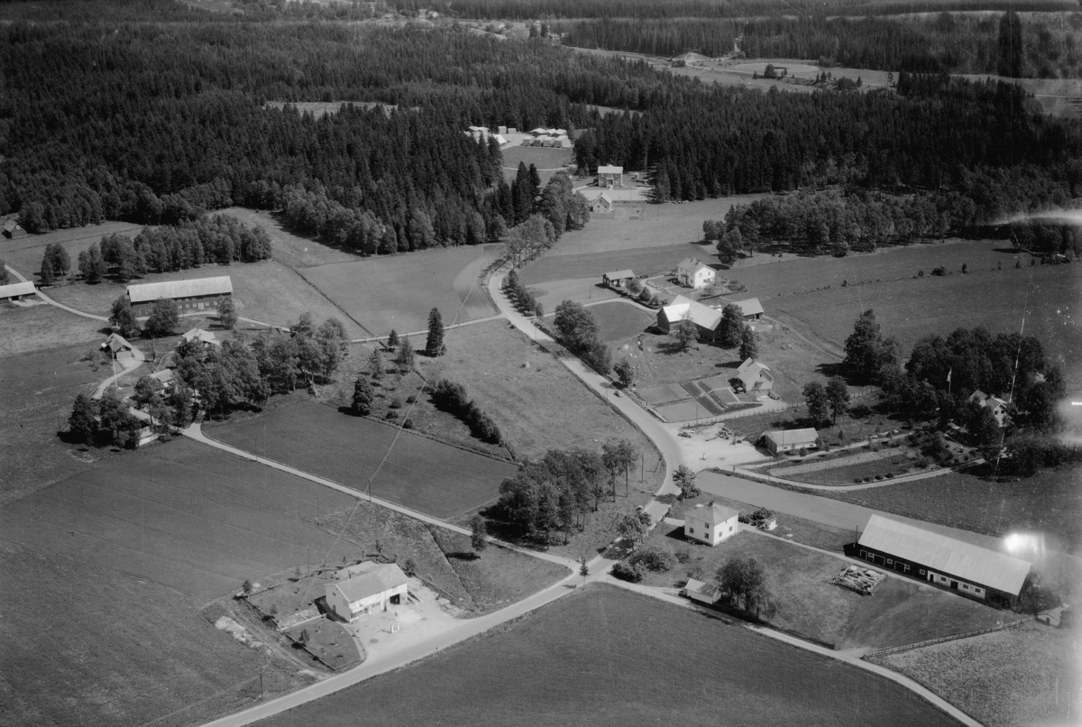 Flygfoto över Norra Unnaryd i Jönköpings län. Nr 1103/1961