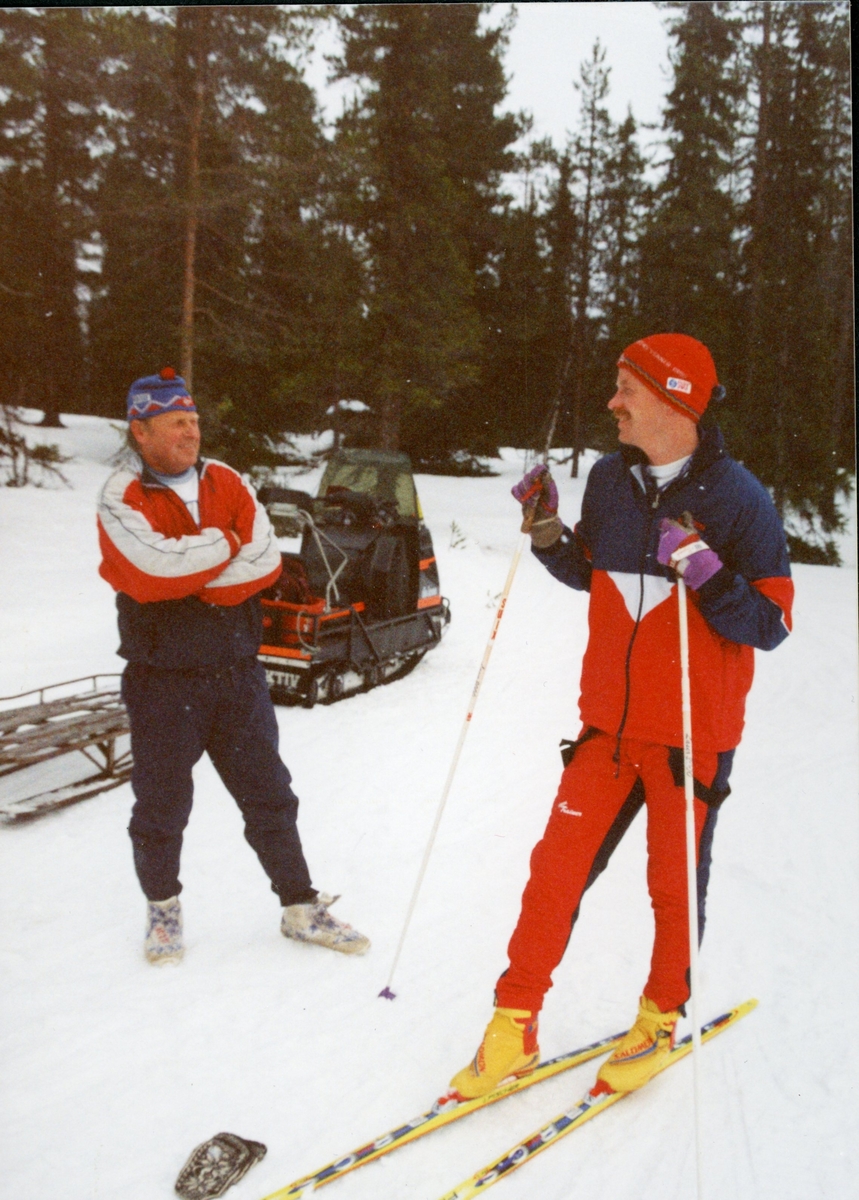 Frå Solseter skistadion.
Frå v.Per Einar Brøto og Ivar Bjørkedokken.