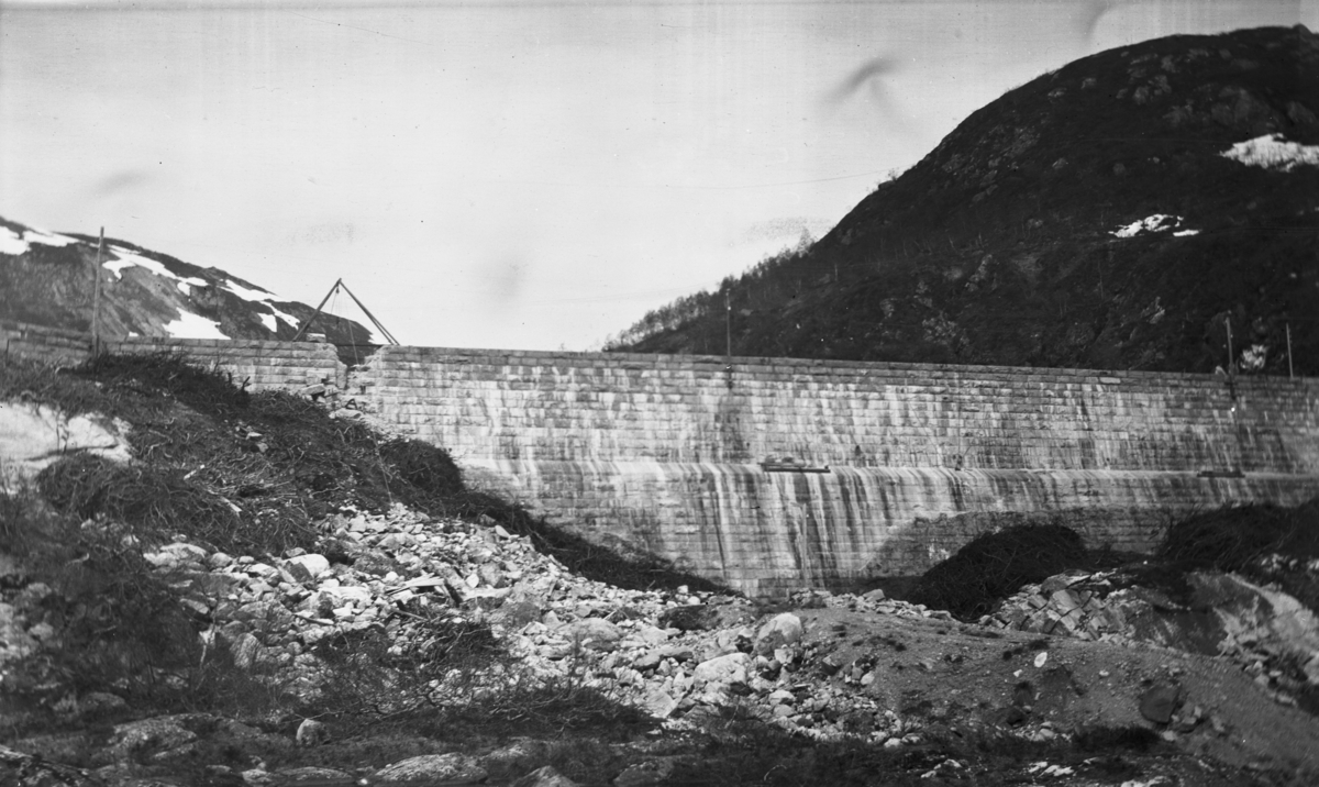 Høyangvassdraget. Høyangfaldene 1924