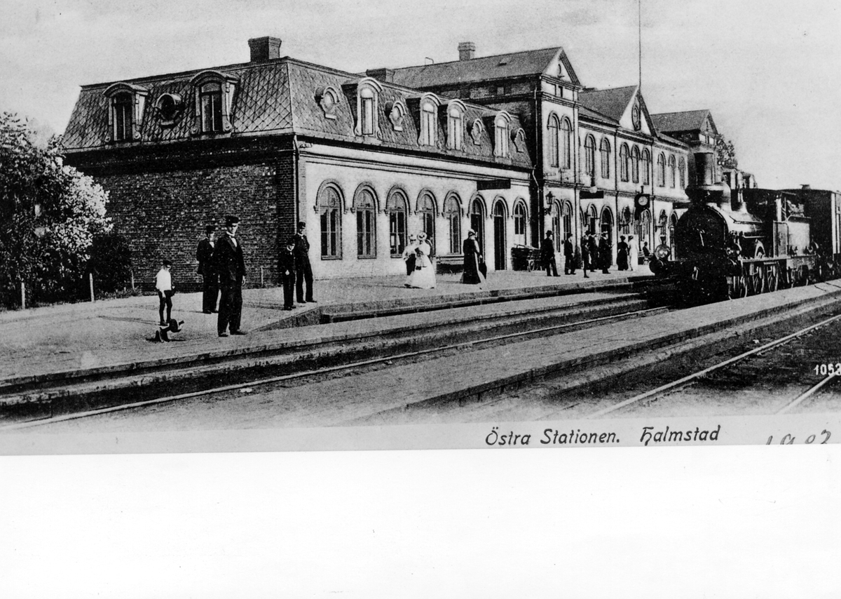 Halmstad, Stationsgatan. Centralstationen. Östra stationen år 1902.