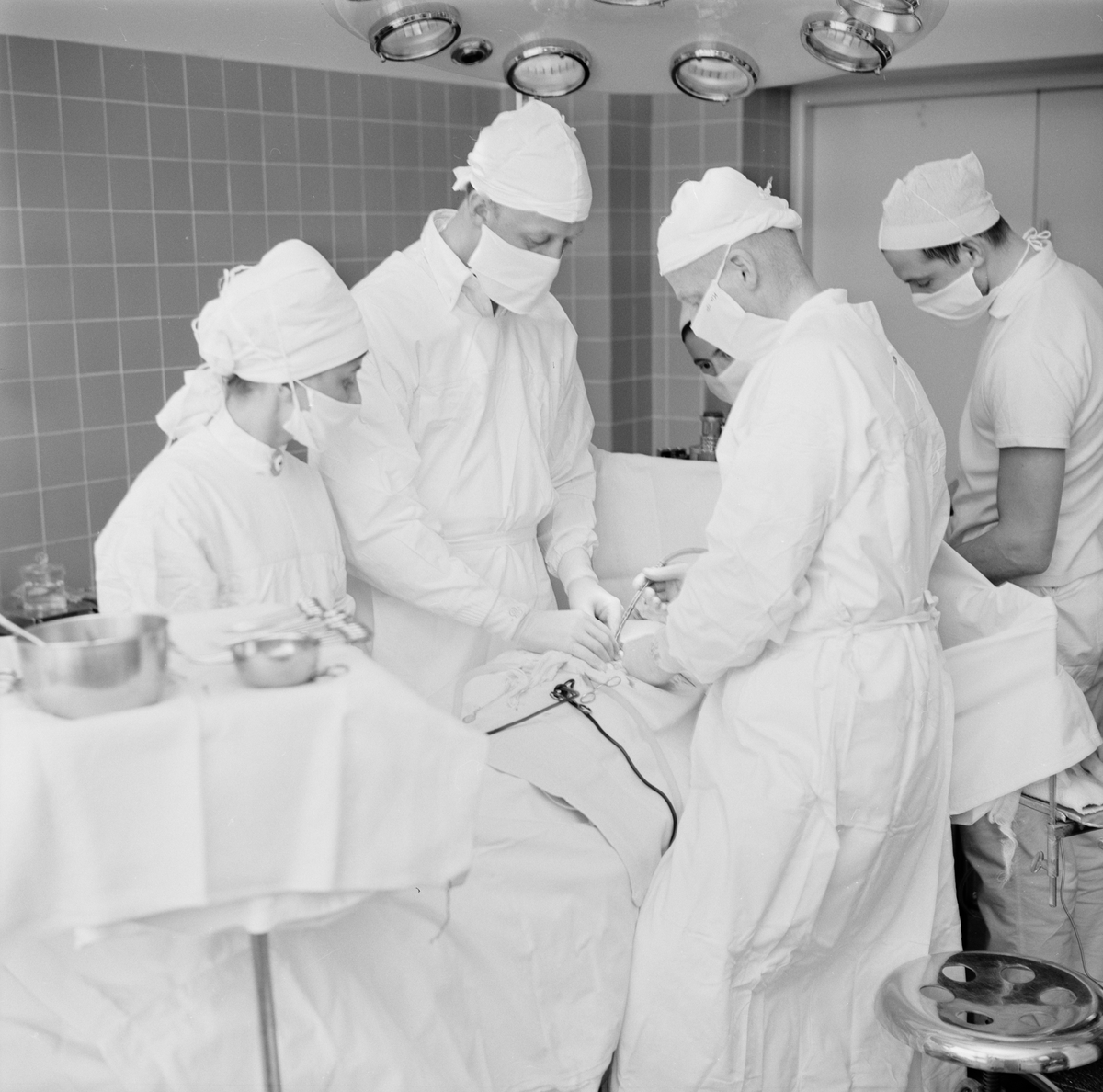 Akademiska sjukhuset, operation, docent Grothe, Uppsala, februari 1962