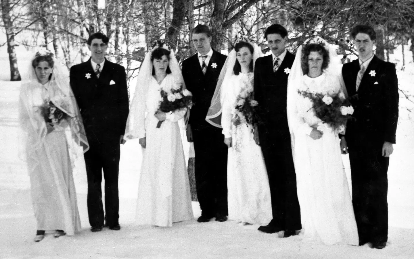 Quadruple wedding for the Fredriksen brothers, Selbu 1952.