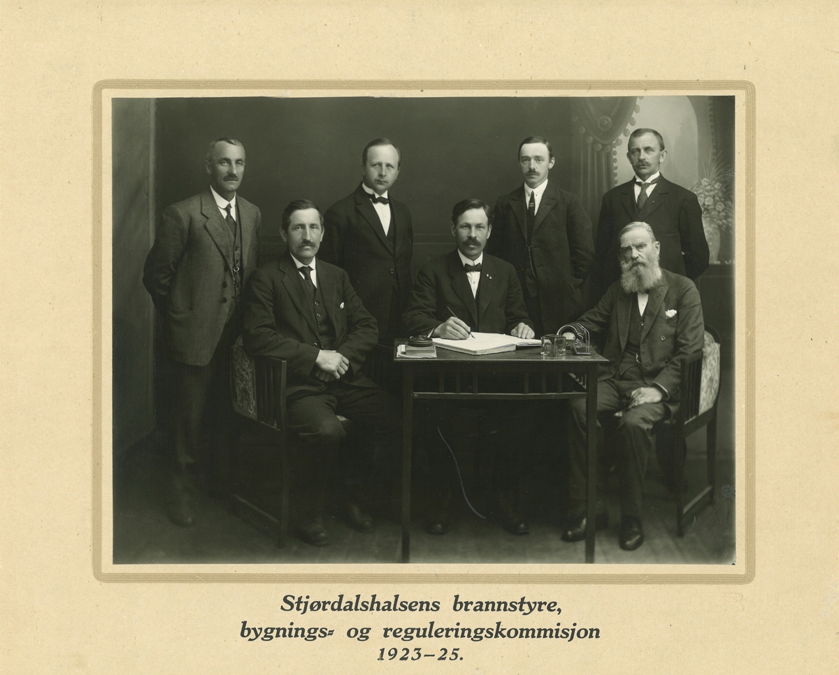 Stjørdalshalsens brannstyre, bygnings- og reguleringskommisjon 1923-25