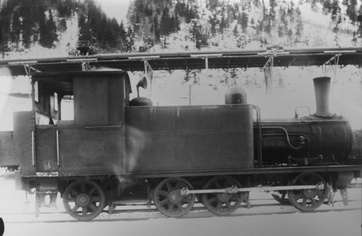 Norsk Hydros damplokomotiv "Menstad nr. 1" på Rjukan stasjon