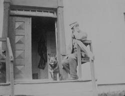 Bildet viser Martin Paulsen, jaktlos for General James Edwar