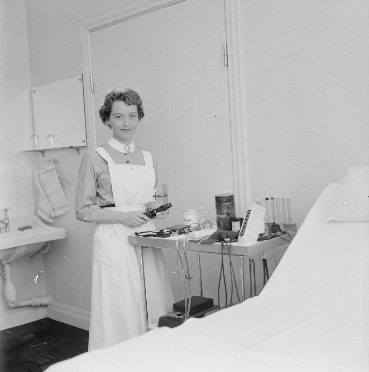 Akademiska sjukhuset, medicinska kliniken, "sockersjuka, fetma, gikt skall bjudas liten bricka", Uppsala, april 1959