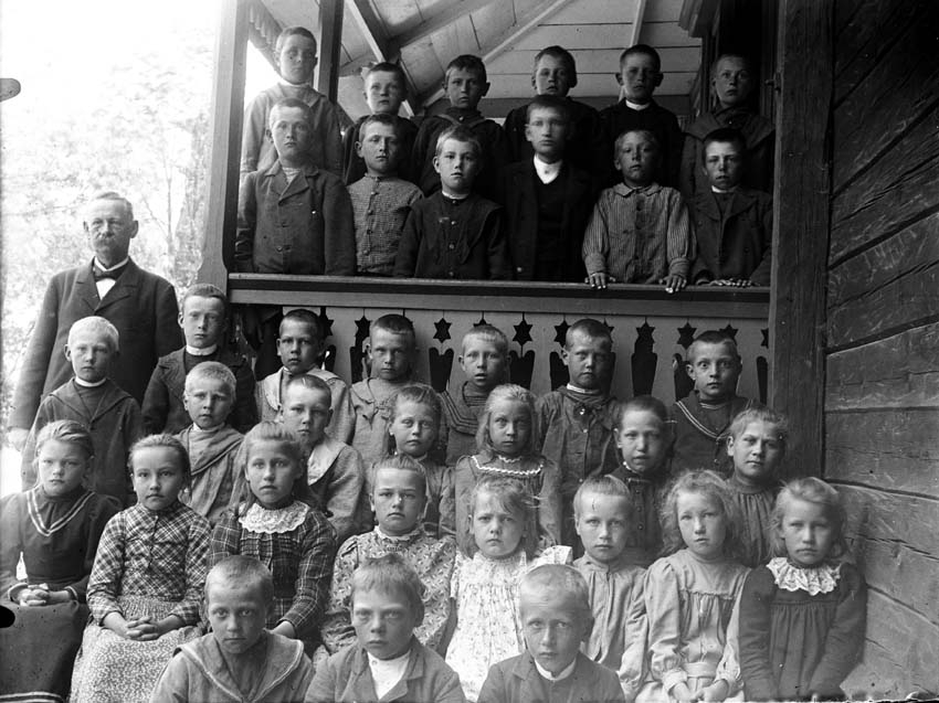 Lärare och skolbarn, ca 1910.