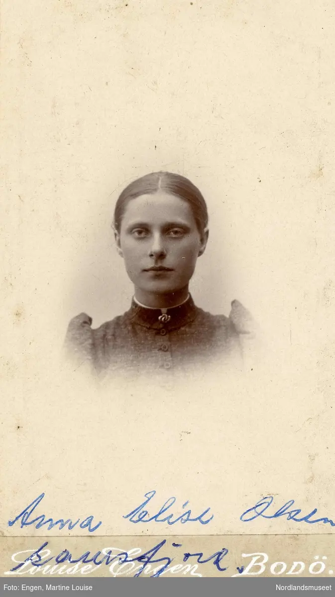 Portrett av Anna Elise Olsen, Saursfjord.