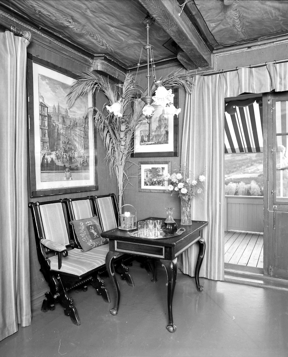 DOK:1991, Aulestad, interiør, gang, veranda, dør, bord, stol,