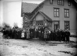 Kort : Sør-Fron. Olav og Ragna  Haaves bryllup  (Harpefoss).