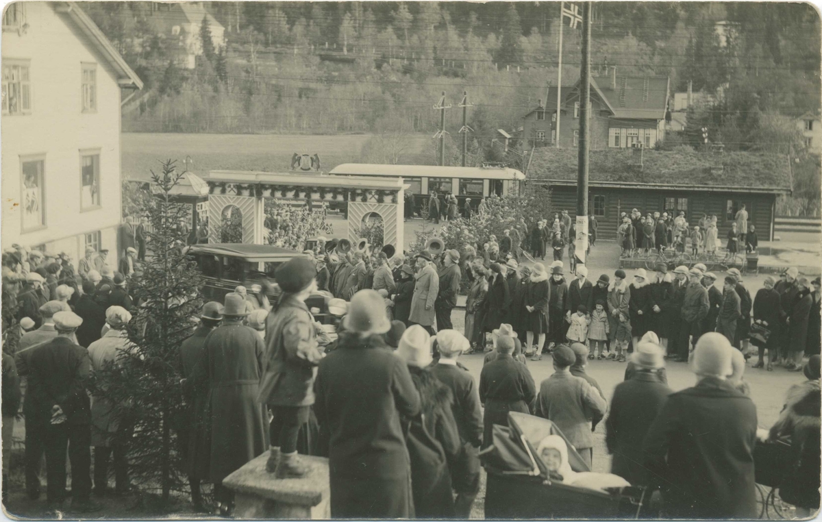 Kronprinsparets besøk på Løkken Verk i 1929.