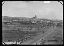 Bilde av Røros sentrum sett fra sør, fra Øra. Fahlstrøm hote