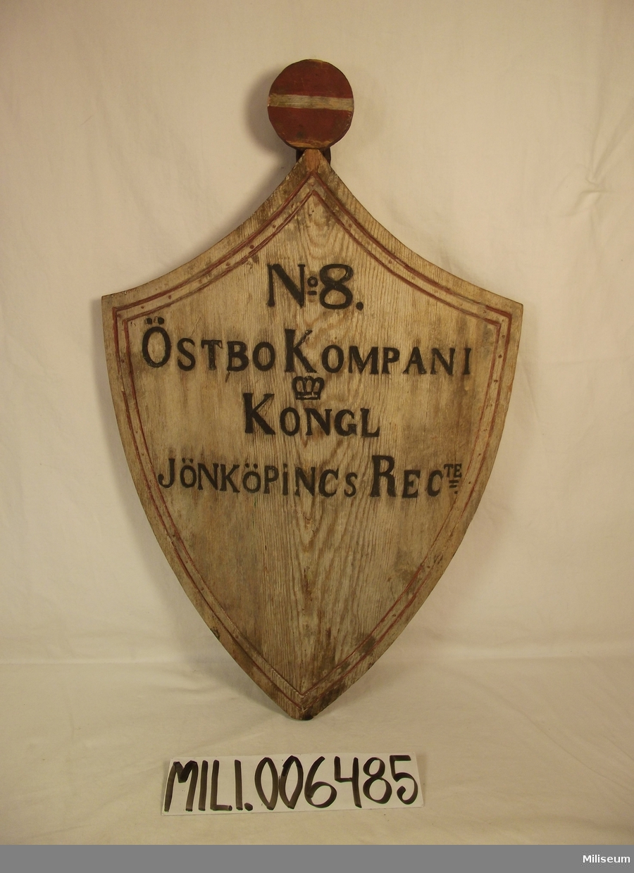 Soldattorpsskylt, 1800-tal. Kungl Jönköpings Regemente, Östbo kompani (7.), rote nr 8 Åreved (Forsheda socken).