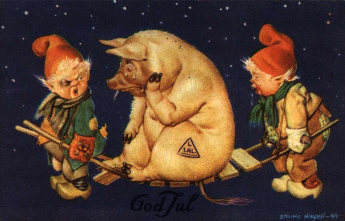 Julekort. Bleknet jule- og nyttårshilsen. To små nisser bærer en gråtende julegris. Illustrert av Erling Nielsen i 1944.