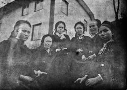 Kvinnegruppe, Lunden gård, Hegglandsgrend, Fyresdal, Telemar