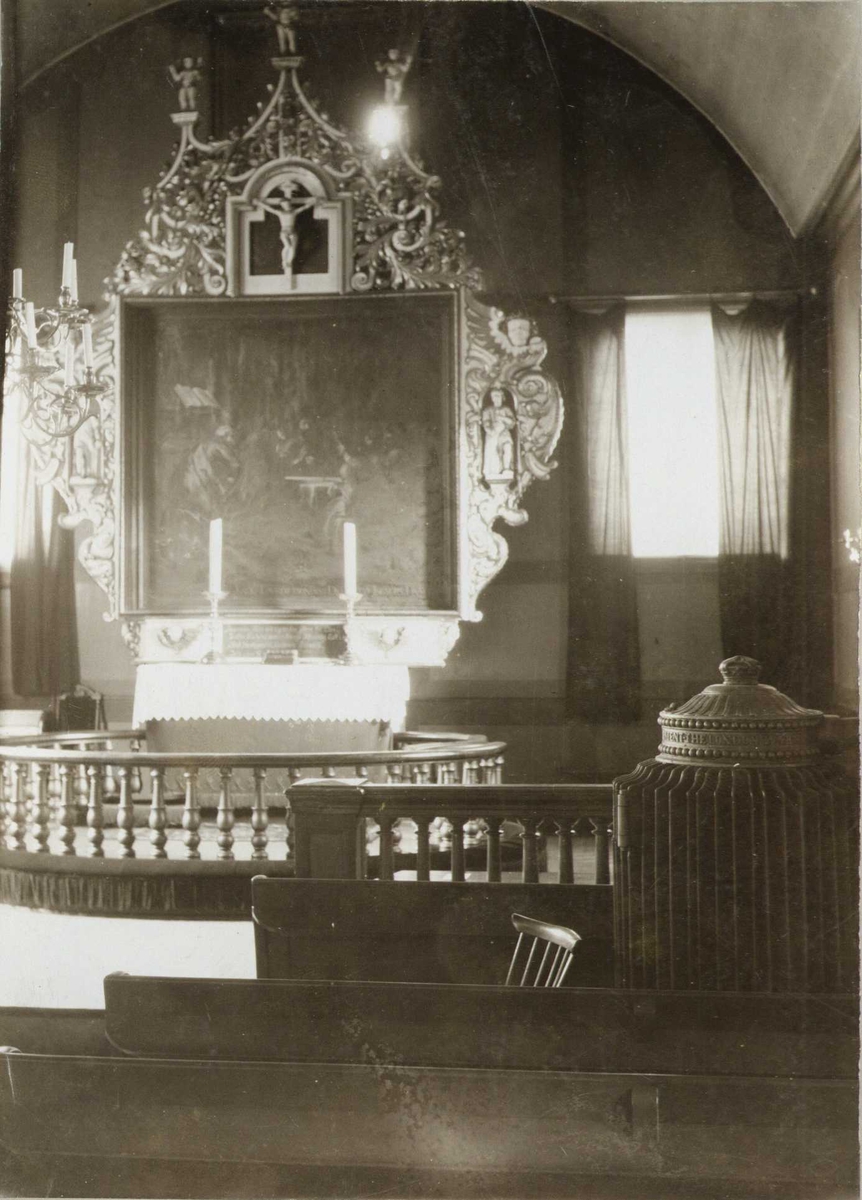 Altertavle, Risør kirke, Risør, Aust-Agder. Fotografert 1907.