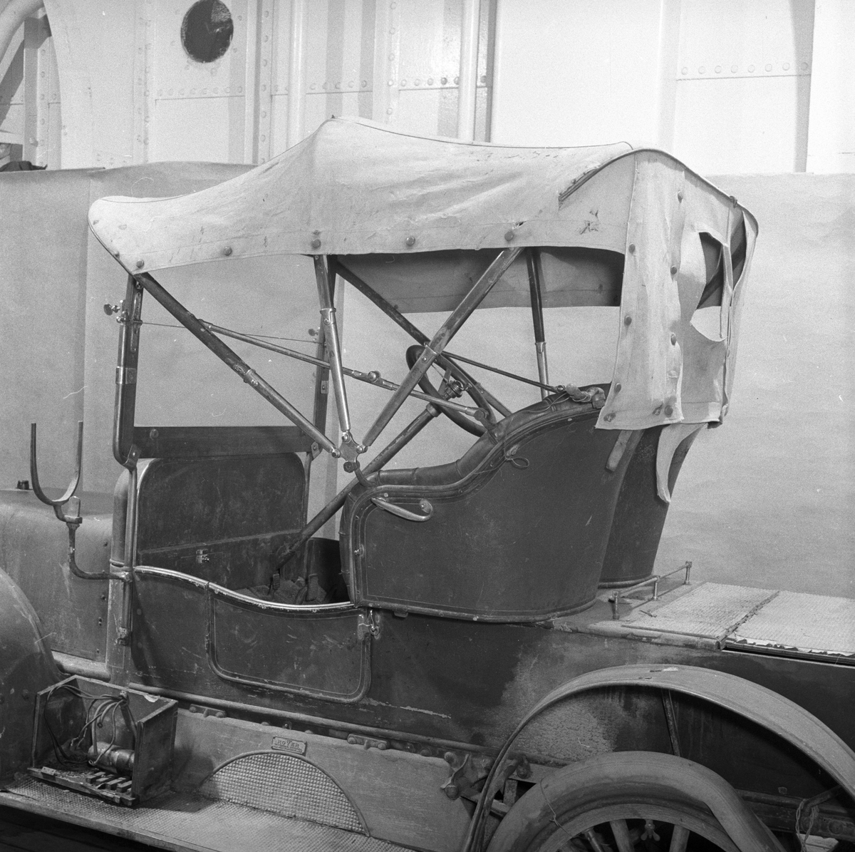 Veteranbil Rover 1908. Motor. - Norsk Folkemuseum / DigitaltMuseum