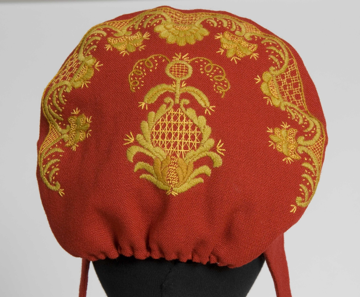 Serie med bilder av kvinnedrakt, som er sendt til en utstilling i Islamabad, Pakistan.