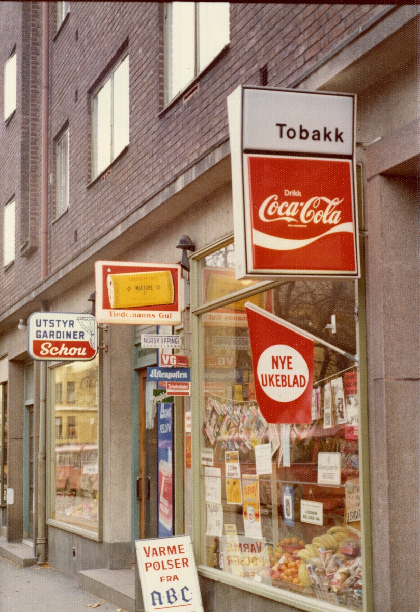 Frukt- og tobakksbutikk på Dannevigsveien i Oslo.