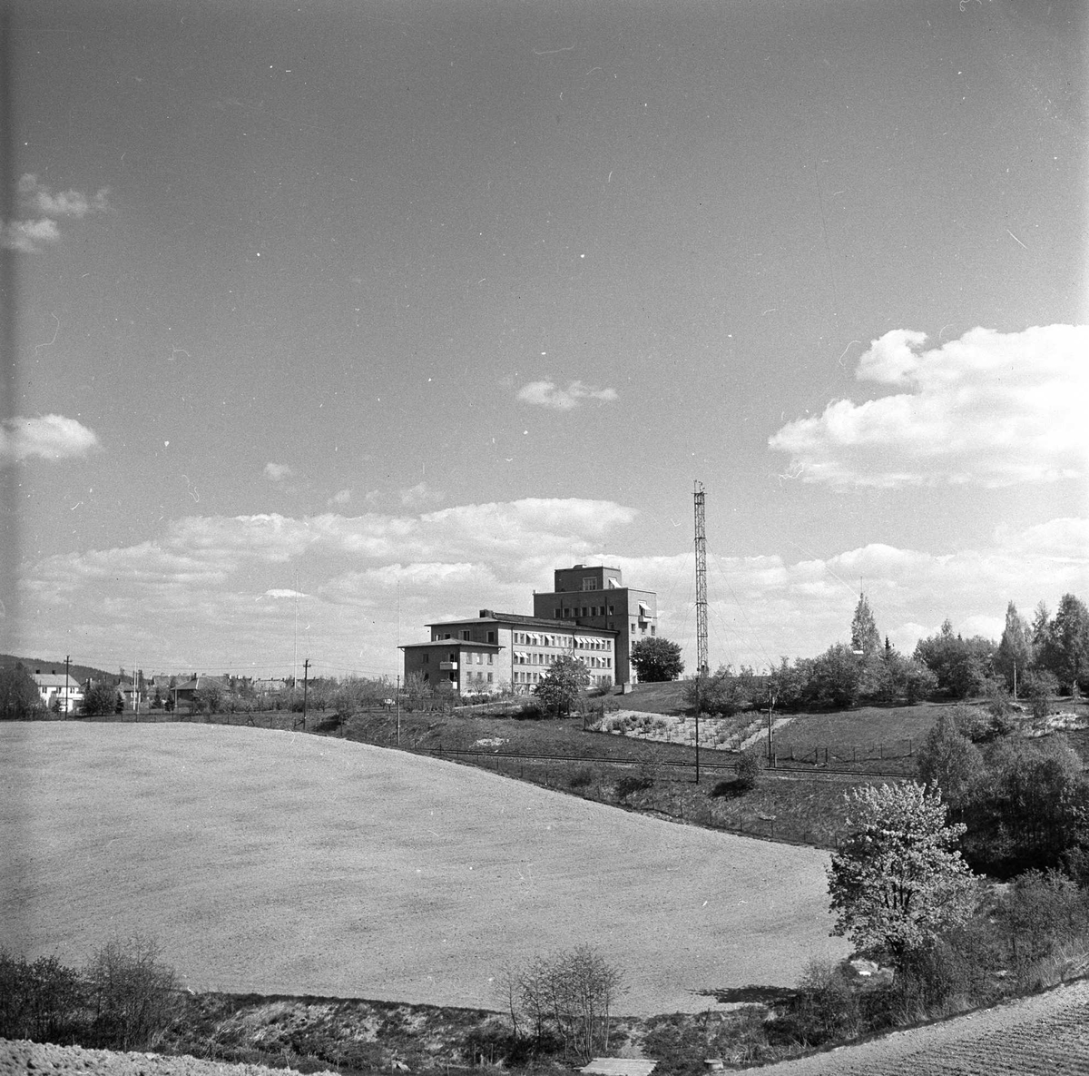Blindern, Oslo, mai 1955. Meteorologisk institutt. Bygning.