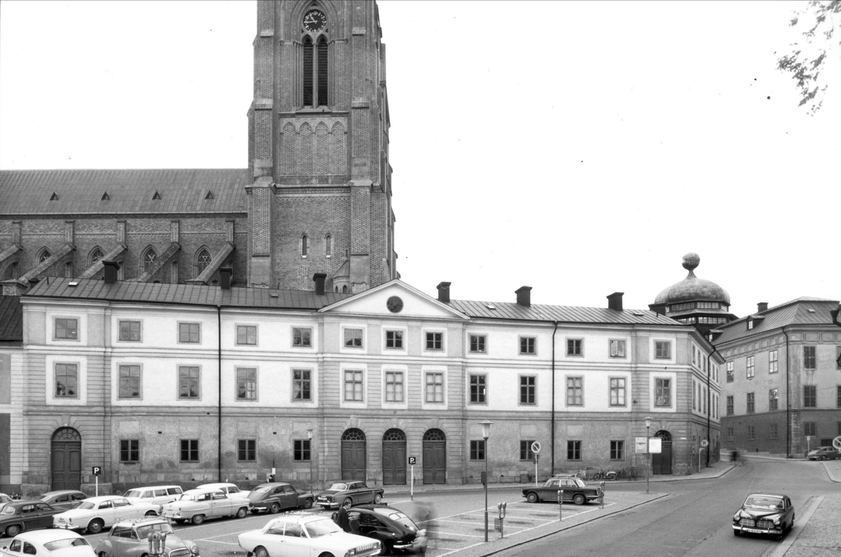 Konsistoriehuset vid S:t Eriks torg, kvarteret Domkyrkan, Uppsala år 1965