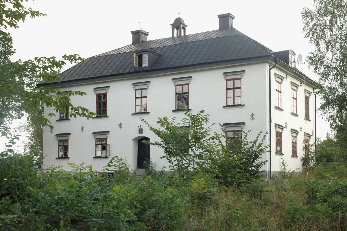 Huvudbyggnaden på Långtora gård, Långtora socken
