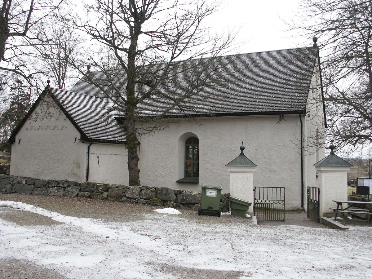Fröslunda kyrka, Fröslunda socken, Uppland november 2002