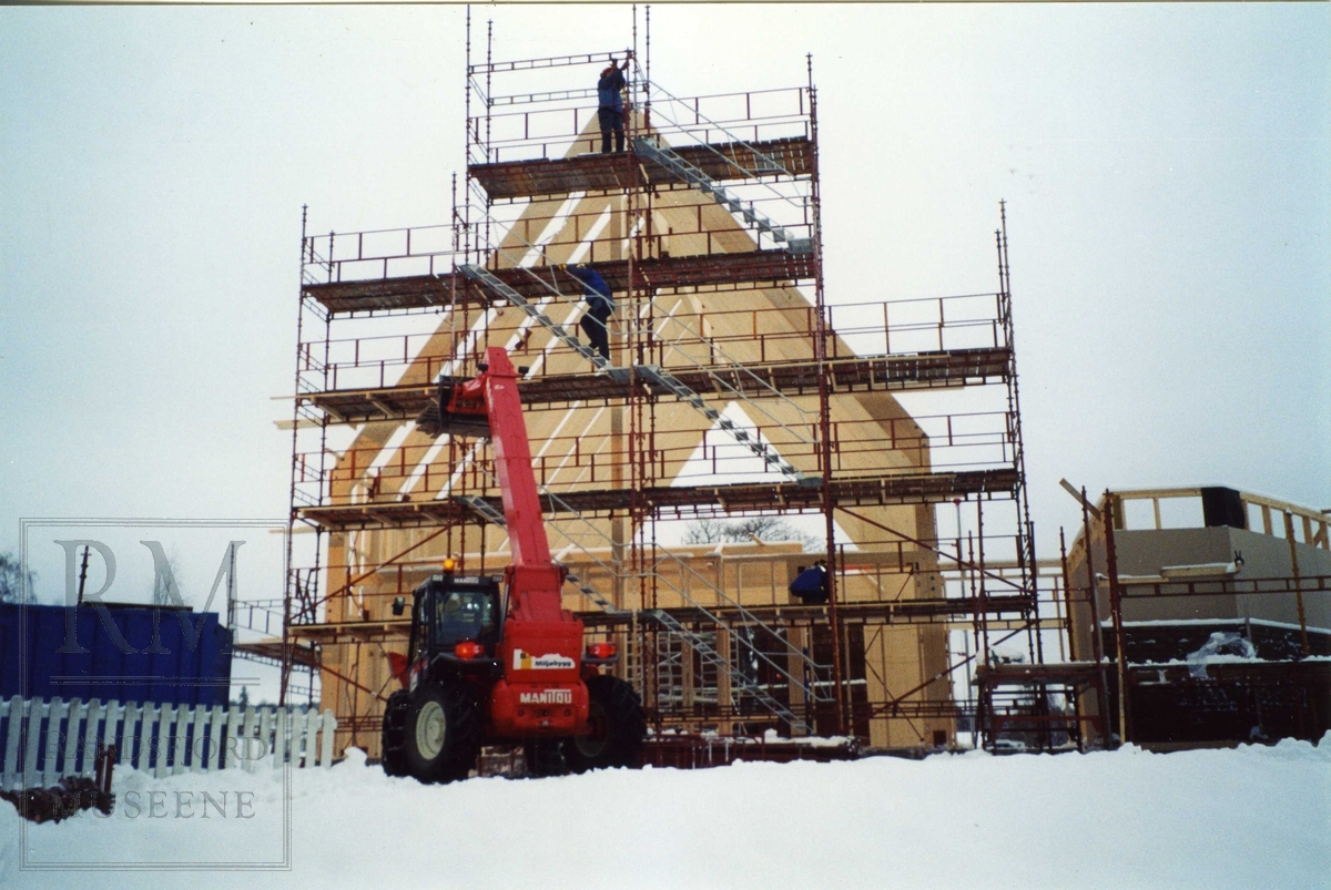 Bygging av Grymyr kirke