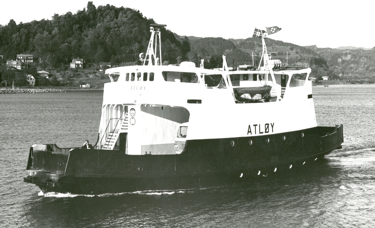 M/F Atløy (Ex. Lyderhorn)(b.1963, Gravdal Skipsbyggeri, Sunndal)